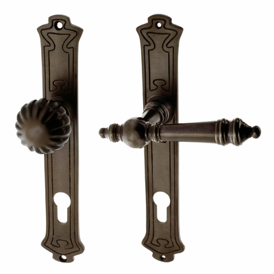 Türbeschlag aus Messing Jugendstil außergewöhnliche Form braun