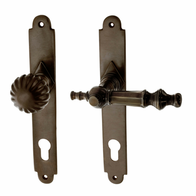 Mittelgroßer, mittelgroßer, großer Türbeschlag aus Messing ergonomische Form mittelgroß,mittelgroß,groß