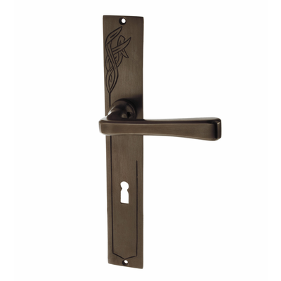 Messing Türbeschlag dunkel patiniert elegantes Design braun