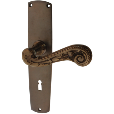 Zimmertürbeschlag aus Messing - Jugendstil - klassische Form
