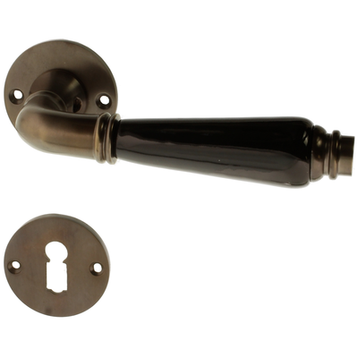 Messing Türbeschlag dunkel patiniert ergonomische Form braun