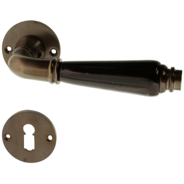 Messing Türbeschlag dunkel patiniert ergonomische Form braun