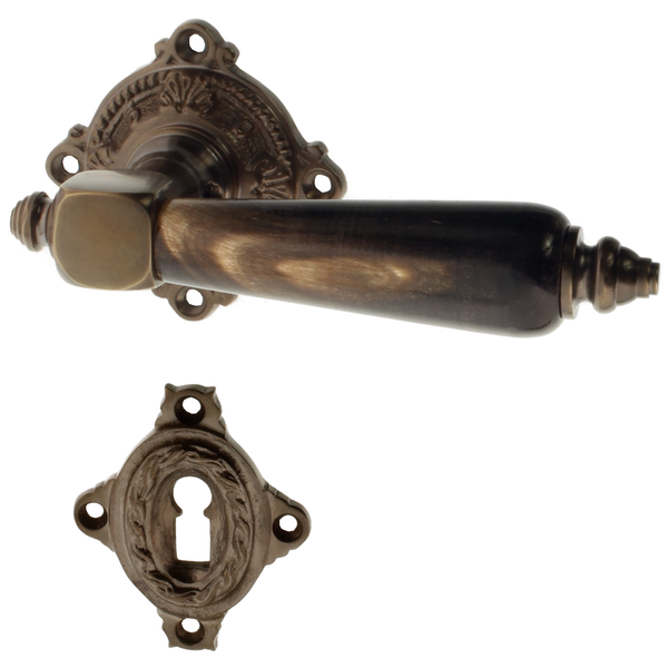 Zimmertürbeschlag aus Messing - Gründerzeit - elegantes Design